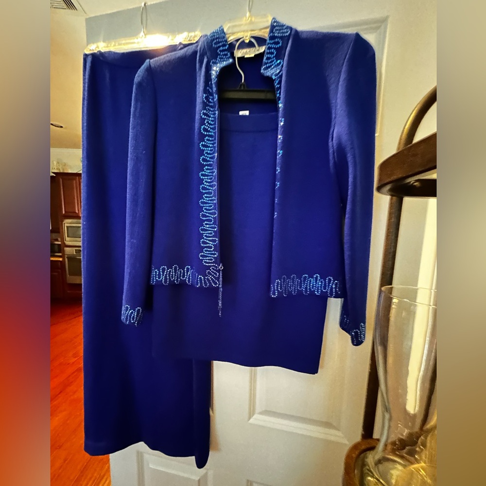 St. John Collection Blue Sweater set with bonus skirt!